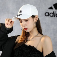 Mũ Adidas trắng