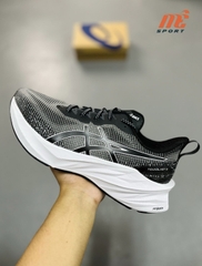 Asics NOVABLAST 3 LE