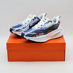 Nike Vomero 18