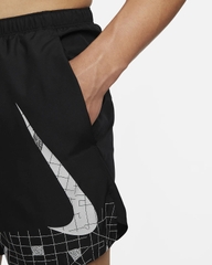 Nike Dri-FIT Run Division Challenger