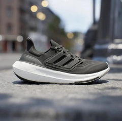 Adidas Ultraboost Light GY9353