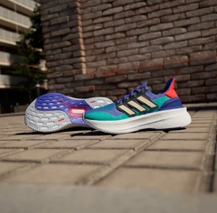 adidas Ultra Boost 5