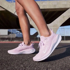 Giày Nike ReactX Infinity Run 4