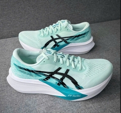 Asics Magic Speed 4