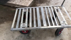 xe-hang-tu-che-thanh-li