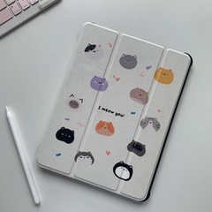 Case, bao da Ipad CHILL WITH TATTY in hình có khay đựng bút, mặt lưng chống ố chống sốc