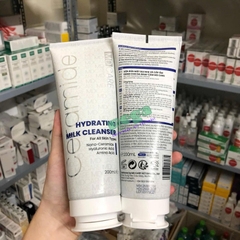MD CARE Hydrating Milk Cleanser 200ml - Sữa Rửa Mặt Dịu Nhẹ Cho Da Nhạy Cảm