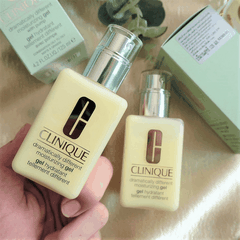 Kem dưỡng ẩm Clinique Dramatically Different Moisturizing Gel