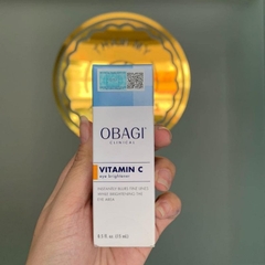 Vitamin C eye brightener- sản phẩm “vàng” trong làng trị thâm mắt