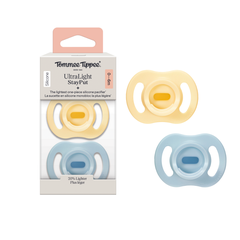 Set 2 ty ngậm silicon 0-6 tháng siêu nhẹ Tommee Tippee Ultra Light màu ngẫu nhiên