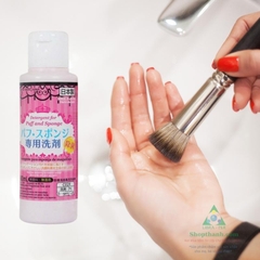 Nước rửa cọ trang điểm, nước giặt mút trang điểm Daiso - 80ml