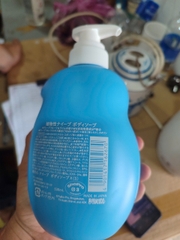 Sữa Tắm Toàn Thân Kracie Naive Doremon Pump Body 530ml