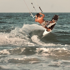 Cho Thuê Bộ Lướt Ván Diều - Kitesurfing Rental