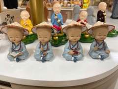 Bộ tứ chú tiểu xanh nón lá trung-NĐ