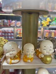 Bộ 3 chú tiểu ôm táo-BL