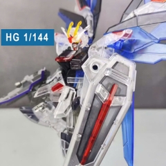 Mô hình Robot Gundam Gunpla Freedom Clear Color Base Limited HG 1/144 phiên bản nhựa trong Chất liệu nhựa siêu đẹp
