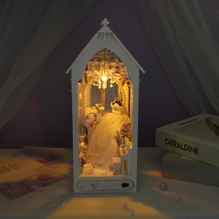 Mô hình 3D Book Nook Mẫu Hẻm Sakura,Noel Tự Làm bằng gỗ. Trang Trí Kệ sách, quà tặng sinh nhật Book Nook DIY TC25