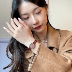 Đồng hồ nữ cũ, sang trọng nhẹ nhàng, đồng hồ cơ khí nữ vuông mới 2025 TS112250