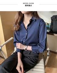 Áo sơ mi voan sọc dọc tay ba phần tư nhẹ nhàng và trưởng thành D262240