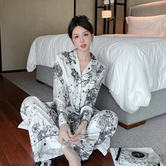 Đồ ngủ Pijama lụa băng cao cấp màu trắng họa tiết tranh mực ​​​​​​​DN425240