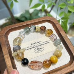 Vòng Tay Phong Thủy Thạch Anh Tóc Tam Tài Cao Cấp TS111240