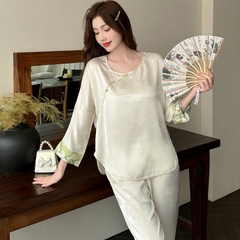 Bộ đồ ngủ kiểu Trung Quốc mới, lụa băng in họa tiết tay áo XINY DN112250