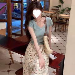 XẢ KHO - Bộ đồ váy dài họa tiết hoa nhí, áo màu xanh cổ chữ V, tay ngắn, thời trang tươi trẻ D120250