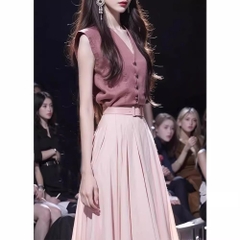 Set bộ Hồng áo ghile sát nách phối chân váy tương phản phong cách Hàn Quốc xu hướng D371240