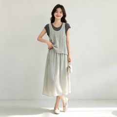 Set 3 món: Áo hai dây + Áo thun ngắn + Chân váy B607