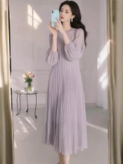 Đầm xếp ly dáng suông kiểu dài nhẹ ôm – phong cách ngọt ngào, dịu dàng D143250