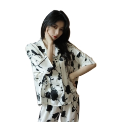 Đồ ngủ Pijama lụa băng  tay lỡ hàng hiệu họa tiết hoa hồng trắng đen DN423240