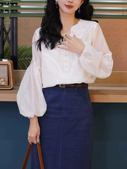 Áo sơ mi dài tay màu trắng phong cách retro Hong Kong, rộng rãi và ôm, nhẹ nhàng D110250
