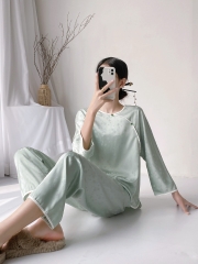 Bộ đồ ngủ dài tay quần dài cổ tròn, lụa băng, phong cách Giang Nam XINY DN108250