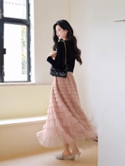 Set bộ áo nhung đen dài tay và chân váy hồng xếp tầng voan lưới phong cách Hàn Quốc D676240
