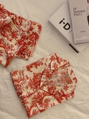 Đồ ngủ Pijama lụa xước hàng hiệu cộc tay Họa tiết sơn dầu đỏ DN406240