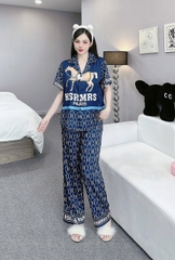 Đồ ngủ Pijama hàng hiệu form dài lụa cao cấp hottrent Xanh họa tiết chữ H DN131240