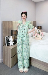 Đồ ngủ Pijama hàng hiệu form dài lụa cao cấp hottrent Xanh họa tiết lá đen DN168240