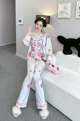 Đồ ngủ Pijama hàng hiệu form dài lụa cao cấp hottrent Gấu Dâu DN191240