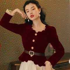 Set áo nhung dài tay cổ tròn viền lượn sóng và chân váy voan phong cách cổ điển D685240