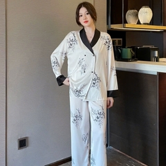 Bộ đồ ngủ áo len cardigan dài tay bằng lụa băng, phong cách Pháp cổ điển DN142250