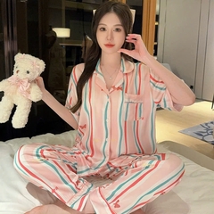 Bộ đồ ngủ lụa băng nữ cổ chữ V tay ngắn, bộ đồ ba mảnh kẻ sọc màu hồng DN144250