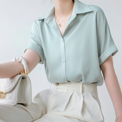 Áo sơ mi satin nữ tay ngắn kiểu Nhật vải mỏng mát, dáng rộng đa năng mặc hè siêu nhẹ D136250