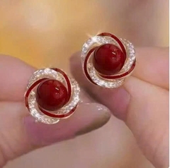 Hoa tai hạt zircon phong cách Pháp với thiết kế nhỏ nhắn, độc đáo và tinh tế TS118250