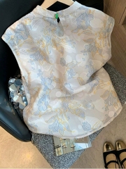 Áo sơ mi nữ không tay thêu hoa jacquard cổ đứng – Phong cách Trung Hoa Thiền Tông 2025 D224250