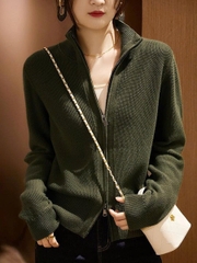 Áo len cardigan dệt kim cổ đứng 2 khóa kéo – Thời trang nữ thu 2025 D245250