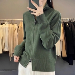 Áo len cardigan dệt kim cổ đứng 2 khóa kéo – Thời trang nữ thu 2025 D245250