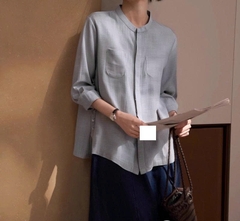 Áo sơ mi vải lanh nữ màu xám đậm – Mùa hè 2025 D252250