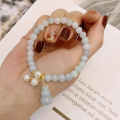 Vòng tay ngọc bích tự nhiên nữ tính, thiết kế ngách sang trọng với mặt dây chuyền tinh tế TS177250