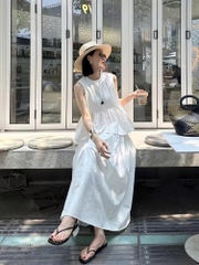 Set Đồ Hai Mảnh Nữ Phong Cách Hàn Quốc – Áo Không Tay & Chân Váy Cạp Cao D000260