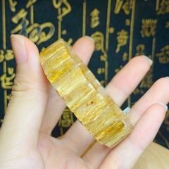 Lắc tay thạch anh tóc vàng bã mía
